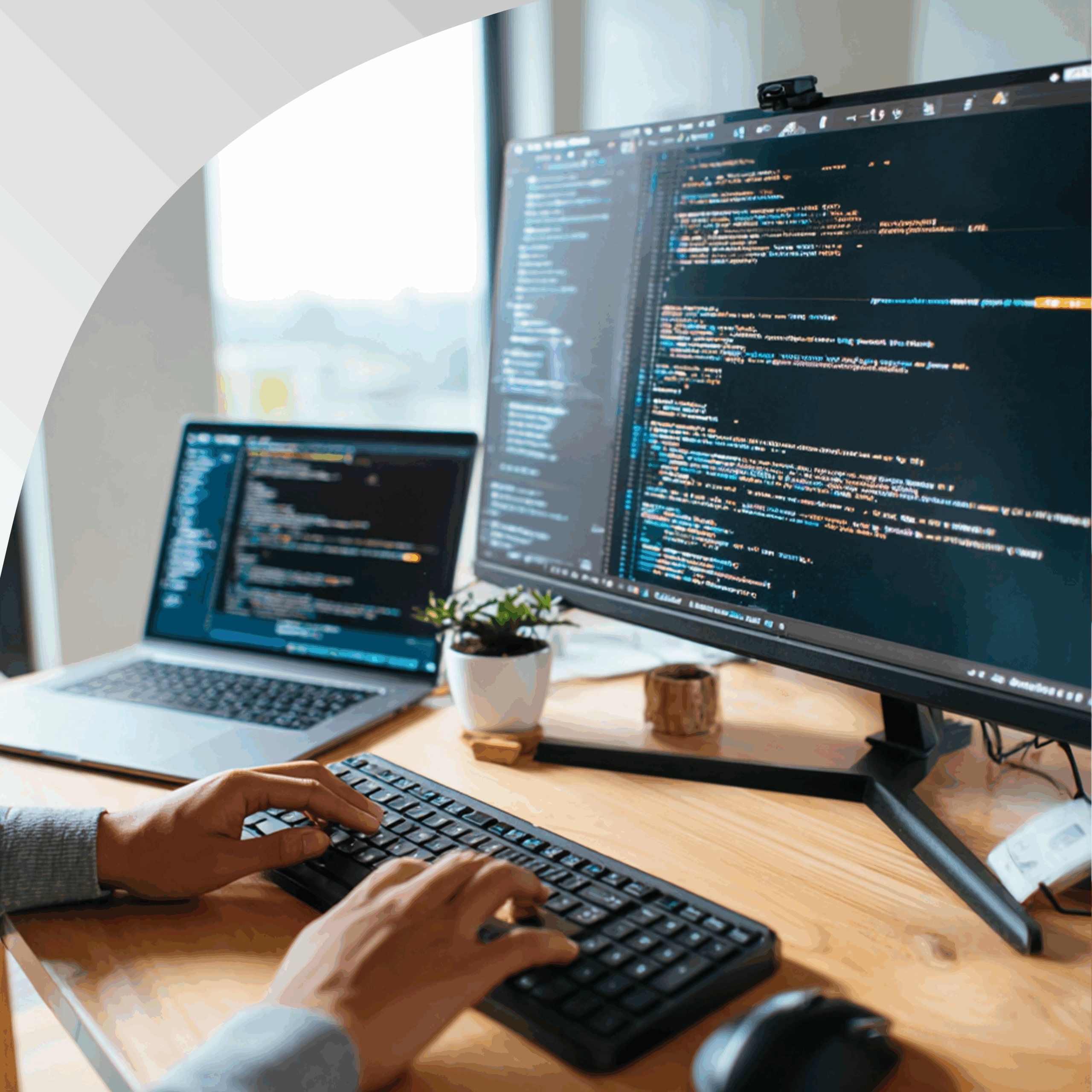 コードを書きながらサイトを構築しているイメージ